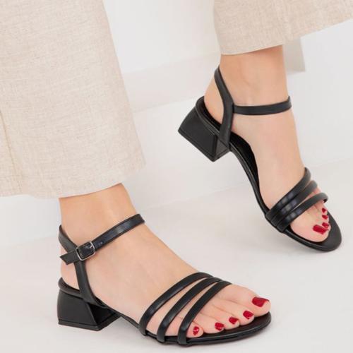 Rockstud Sandals Black